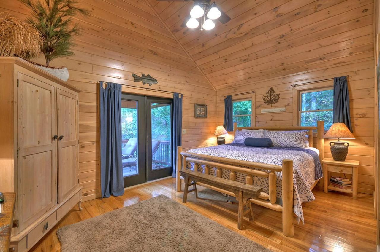 Aska Adventure Lodge ブルーリッジ山脈 エクステリア 写真